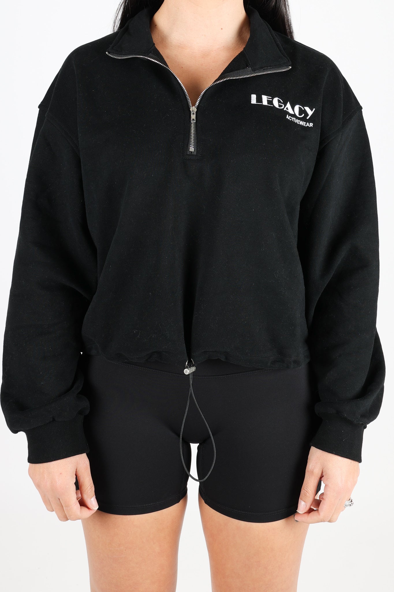 QUARTER ZIP - BLACK