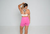 SEAMLESS SCRUNCH SHORTS - PINK