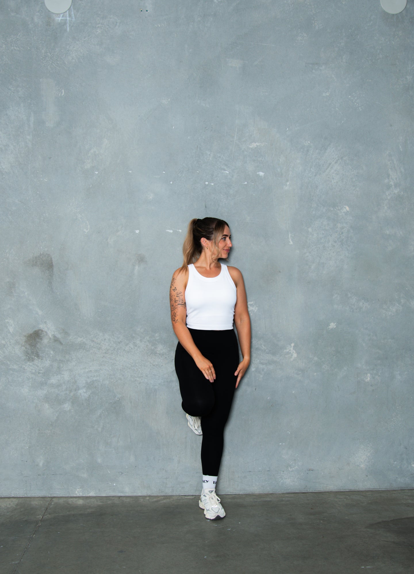 LIFT TANK - WHITE
